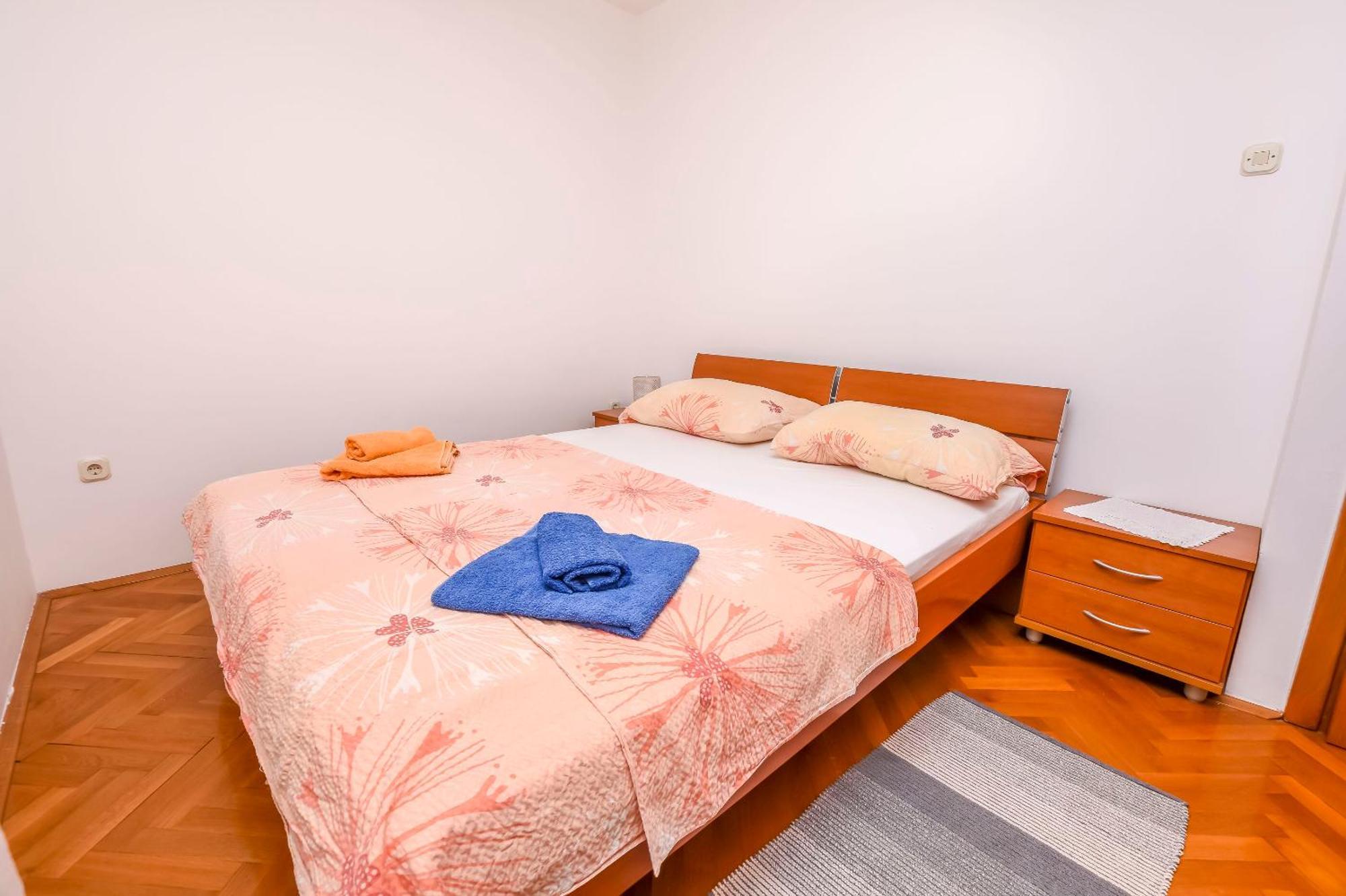 Apartments Ema Ražanj Екстериор снимка
