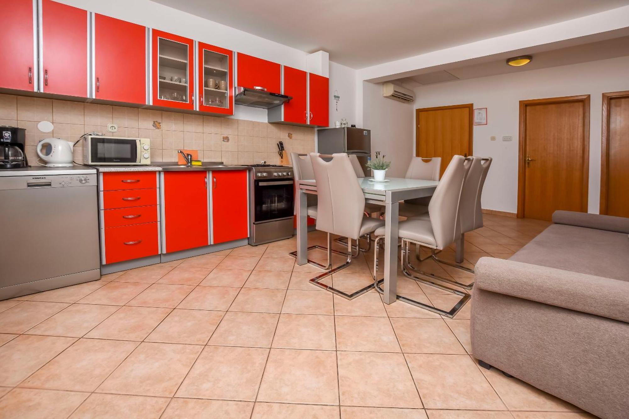 Apartments Ema Ražanj Екстериор снимка
